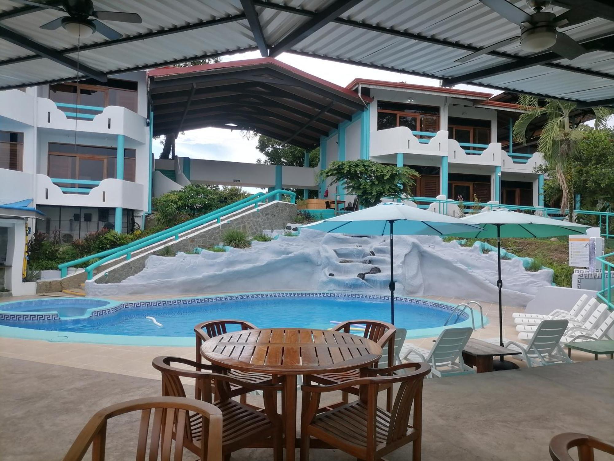 Hotel Planeta Sano Manuel Antonio Exteriér fotografie
